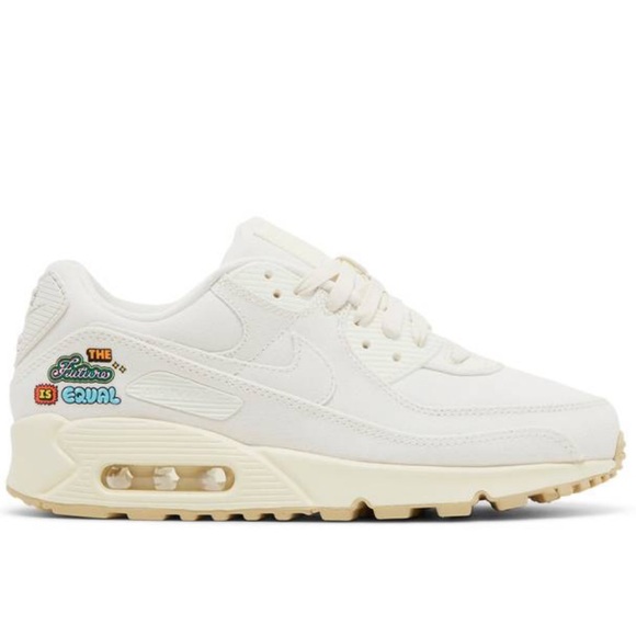 Nike WMNS Air Max 90 SE
Sail/Cashmere/Team Gold/ Sail
Women's Shoes
FD0867-133 - Picture 2 of 16